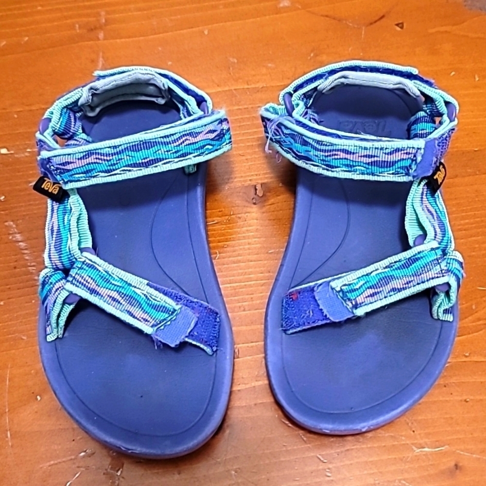 TEVA HURRICANE GIRLS PURPLE /TURQUOISE SANDAL SIZE 11